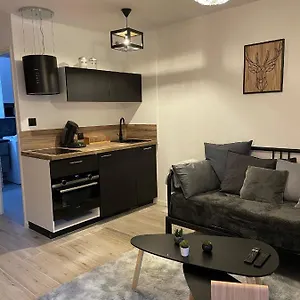  Appartement T2 Hypercentre Luchon, Jardin Et Parking Privatifs